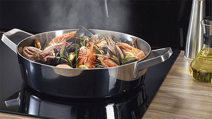 Máy hút mùi Electrolux EFP6520X